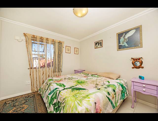 3 BEDROOM HOUSE FOR SALE IN ZONNENDAL